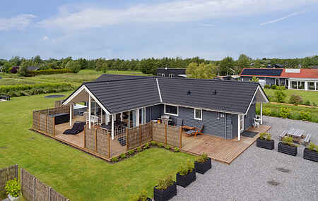 Charming holiday home with many activities