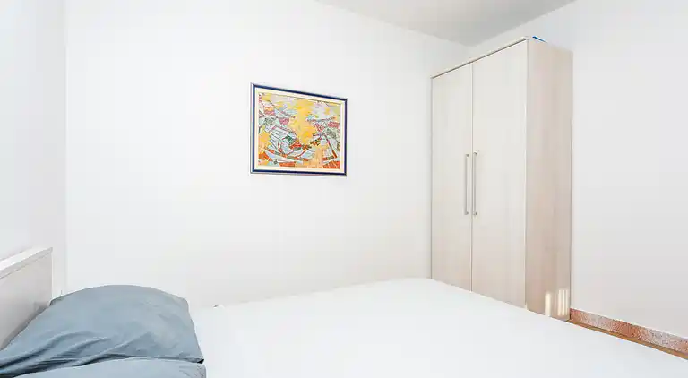 One bedroom apartment near beach Sevid, Trogir (A-4287-d)