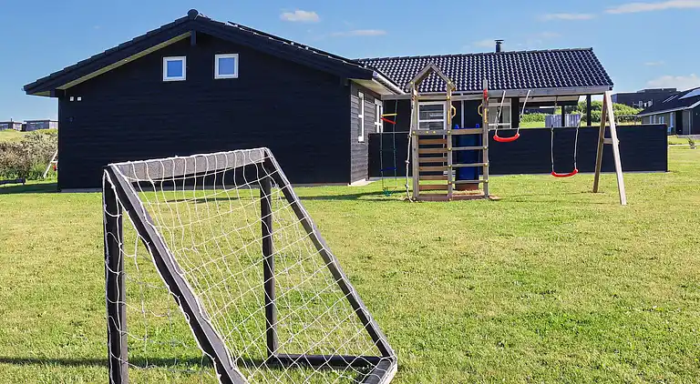Sommerhus ved Nr Lyngby Strand