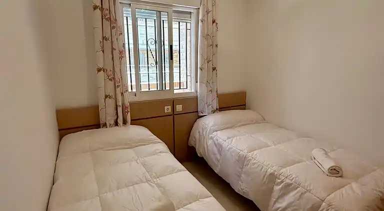 Apto Oropesa Seaside Iii RentalsHolidays Ref 018