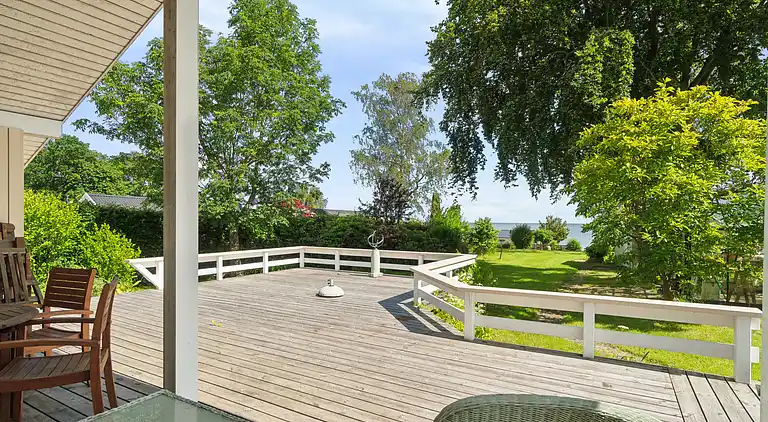 Gemütliches Ferienhaus mit vollem Meerblick