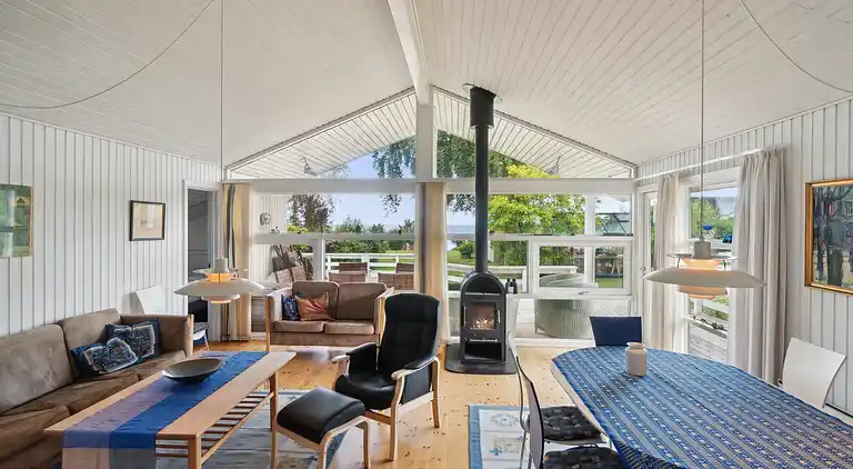 Gemütliches Ferienhaus mit vollem Meerblick