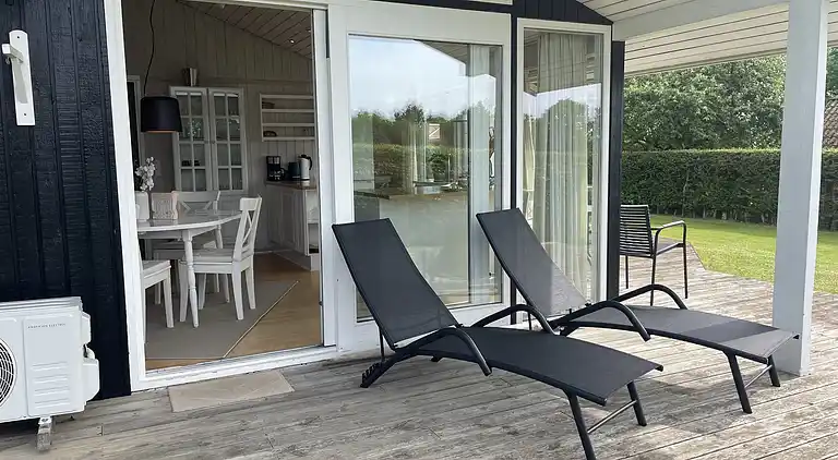 Fantastisk udsigt og 150 meter til stranden