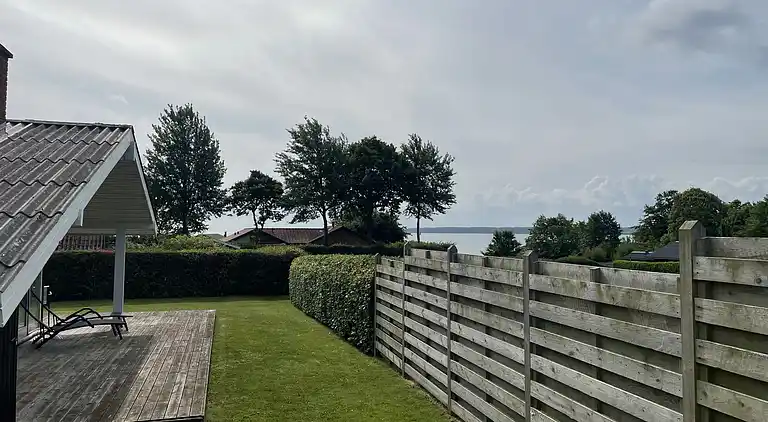 Fantastisk udsigt og 150 meter til stranden