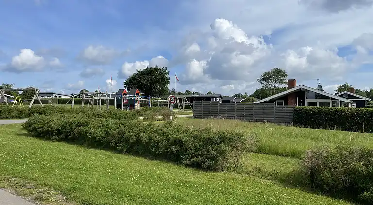 Fantastisk udsigt og 150 meter til stranden