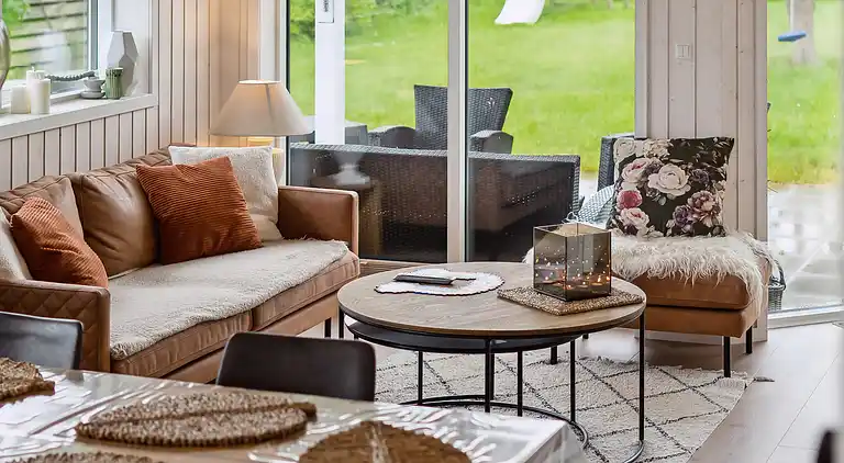 Gemütliches Sommerhaus am Wasser