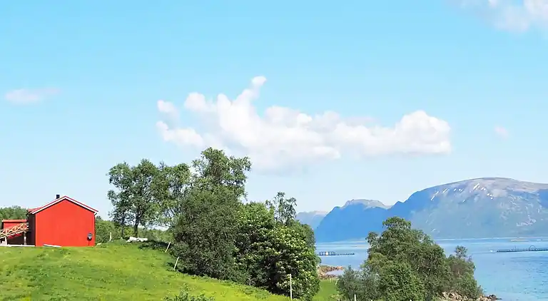 Holiday home in Øksnes