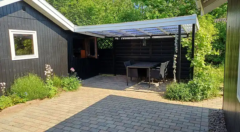 Gemütliches Ferienhaus mit Wildnisbad