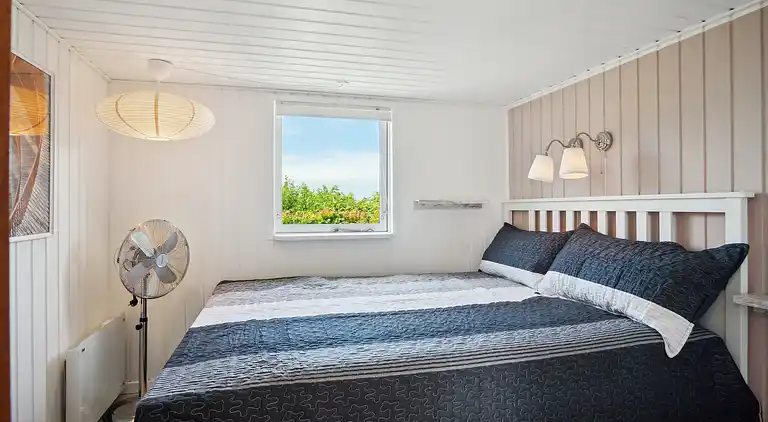 Skønt sommerhus med plads til 8 pers. og 2 hunde