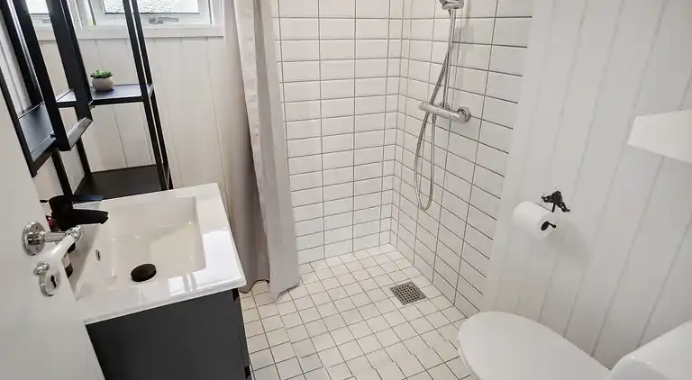 Skønt sommerhus med plads til 8 pers. og 2 hunde