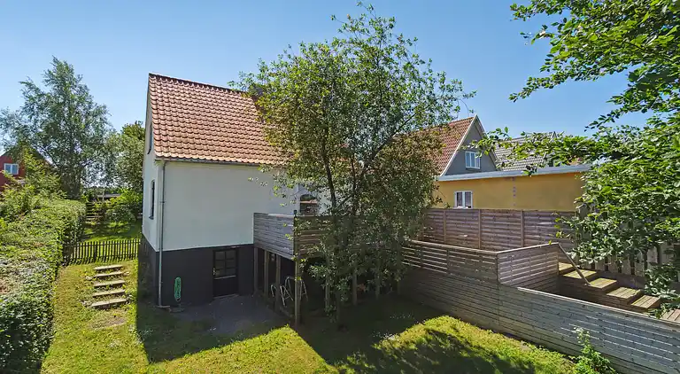 Dejligt sommerhus i idylliske omgivelser