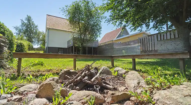 Dejligt sommerhus i idylliske omgivelser