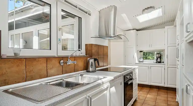 Schönes Sommerhaus mit Sauna und Terrasse