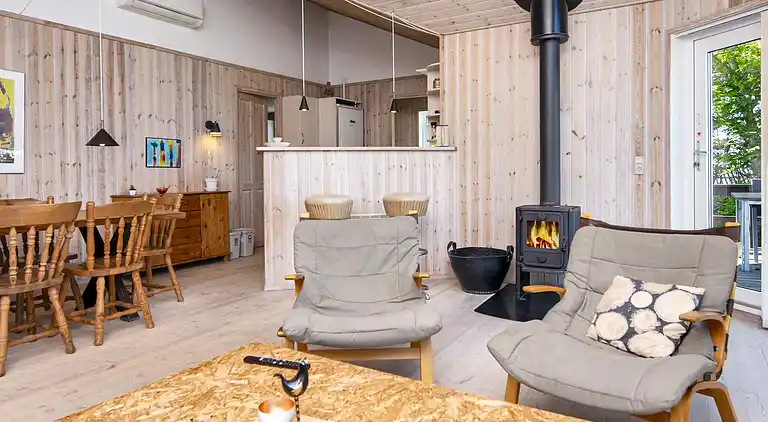 Sommerhus ved Øer Strand