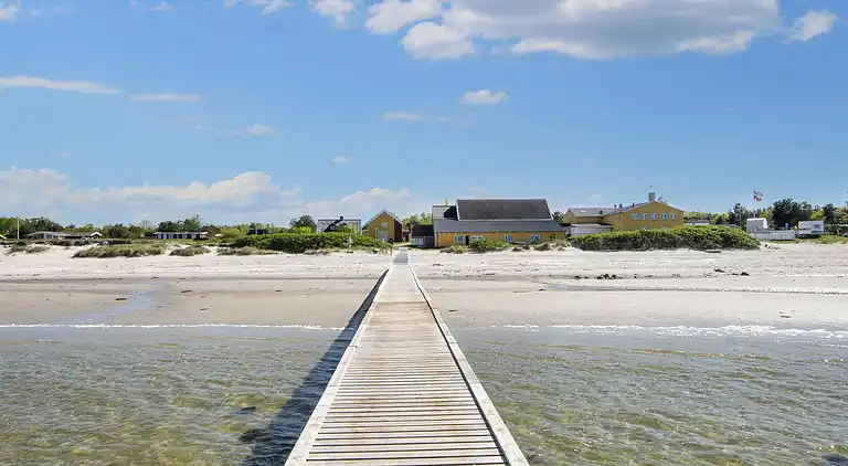 Sommerhus ved Fjellerup Strand