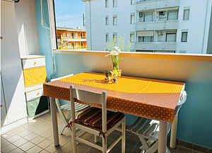 Bright apartment with a lovely terrace - Beahost