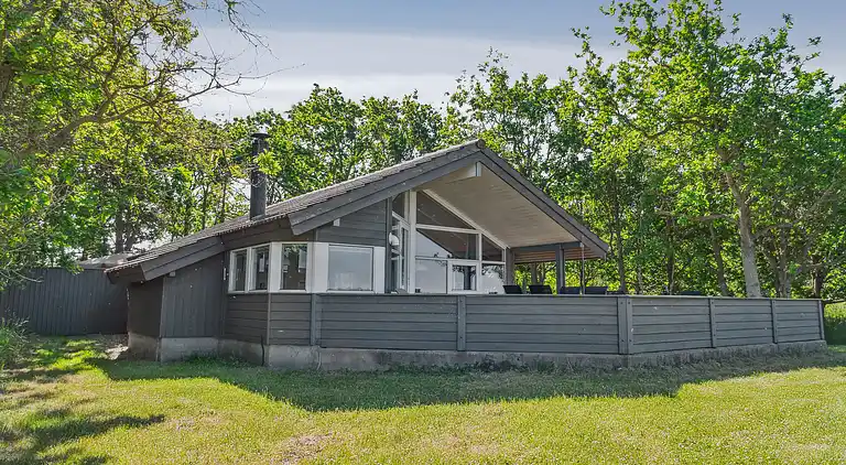 Strandhaus mit Meerblick auf den Großen Belt