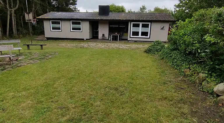 Ruhige Gegend, 1,5 km zum Strand.