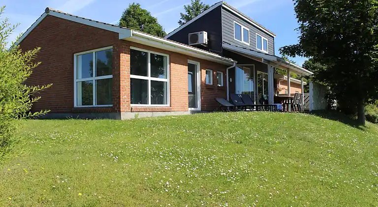 Feriebolig ved Øer Strand