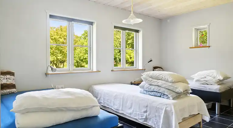 Helles Strandhaus nah am Meer und Outdoor