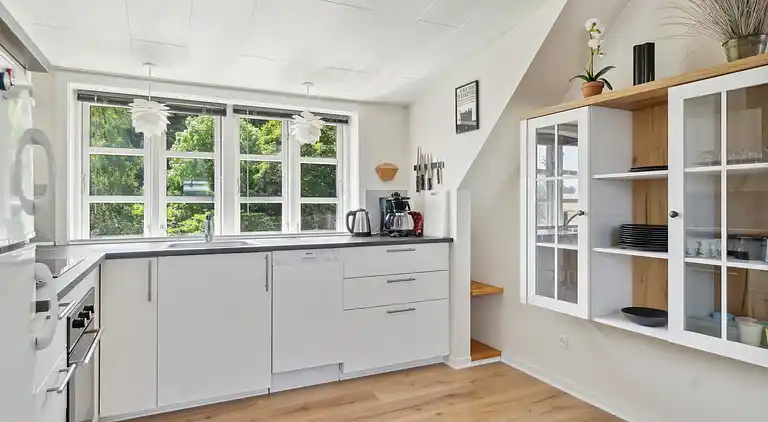 Moderne ferielejlighed  med hyggelige rammer