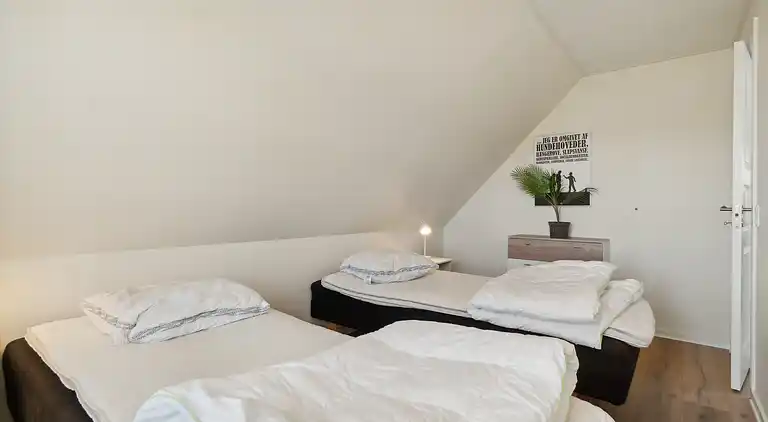 Moderne ferielejlighed  med hyggelige rammer