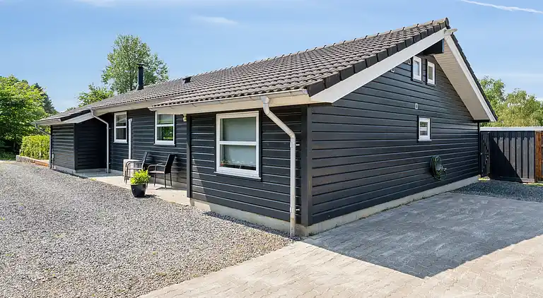 Skønt  feriehus. Spa/sauna,biloplader,Gudenå