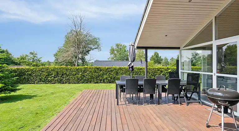 Skønt  feriehus. Spa/sauna,biloplader,Gudenå