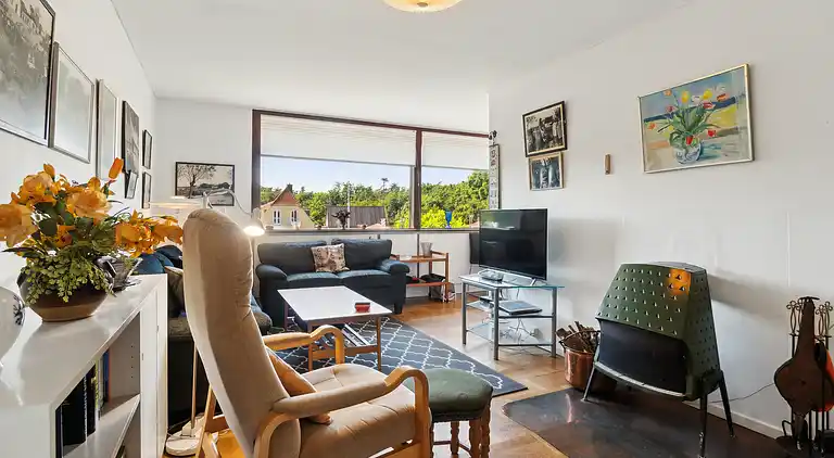 Gemütliches Haus in der Nähe von Wald und Küste