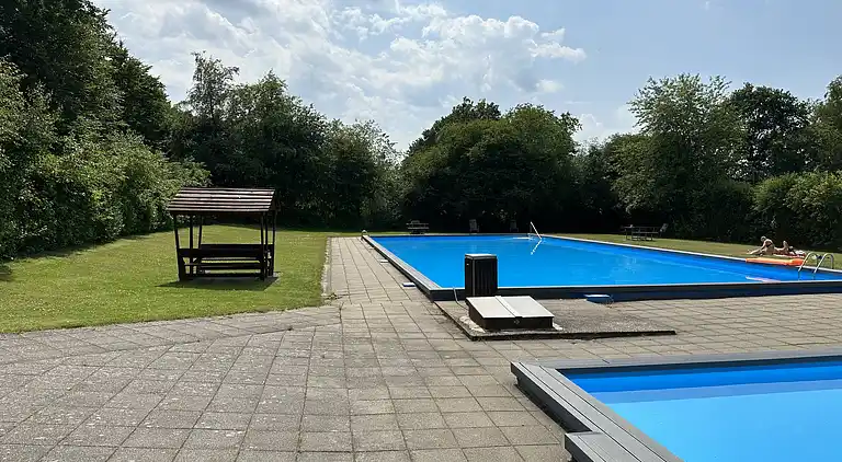 Skønt  feriehus. Spa/sauna,biloplader,Gudenå