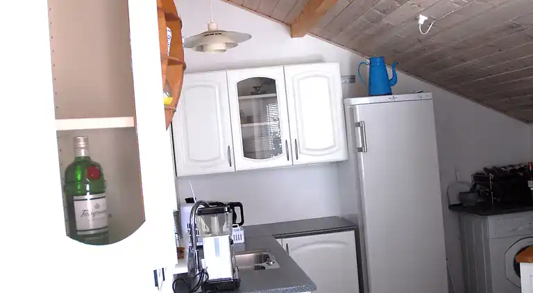 Vidunderlig udsigt over hav, marker og skov.