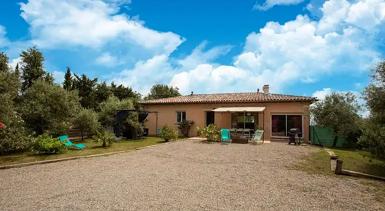 Villa in Fox-Amphoux