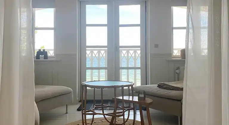 Badehotelstemning i første række til Østersøen 