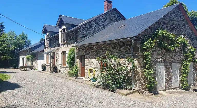 Holiday home in Châteauneuf-la-Forêt