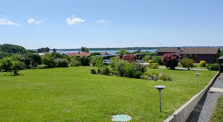 Hyggeligt sommerhus med fantastisk udsigt!