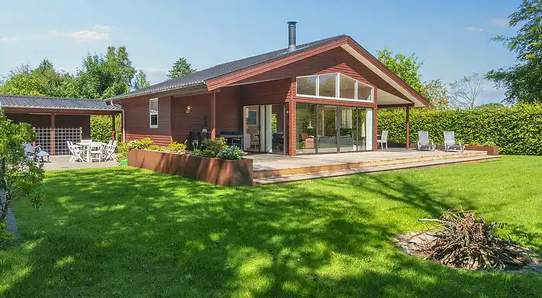 Sommerhus ved Fjellerup Strand