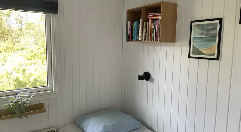 Unik beliggenhed på kæmpe solrig naturgrund 