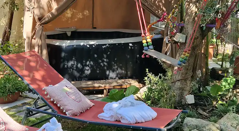 Sky Room Carrara Hydromassage mit Parkplatz