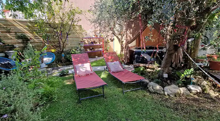 Sky Room Carrara Hydromassage mit Parkplatz