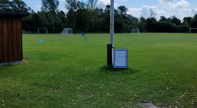 Hyggelig Ferieoase for To 600 m fra strand