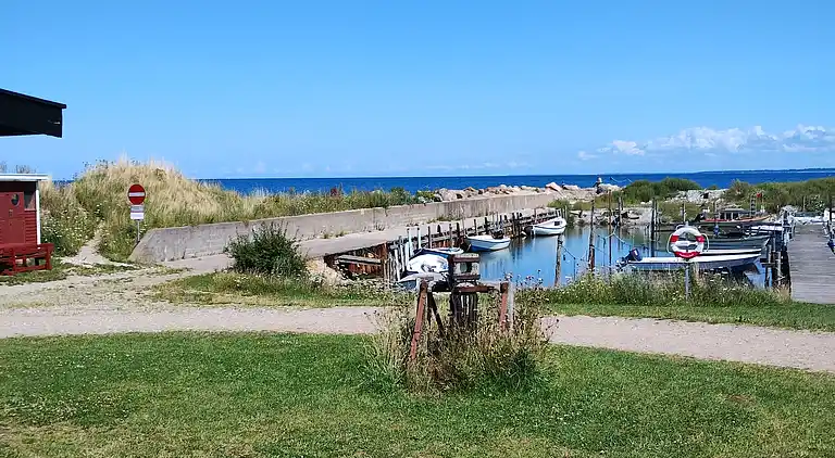 Hyggelig Ferieoase for To 600 m fra strand