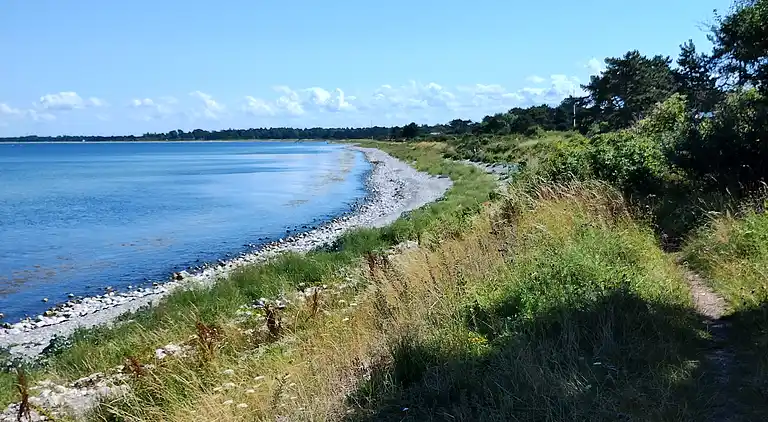 Hyggelig Ferieoase for To 600 m fra strand