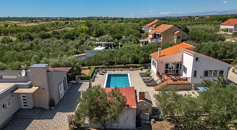 Villa i Polača