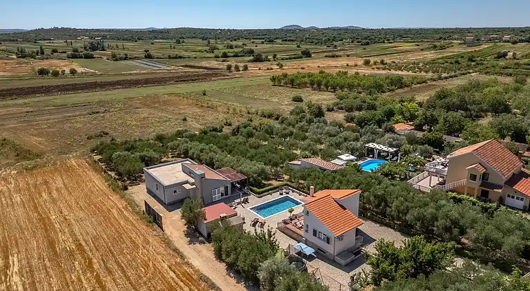 Villa i Polača