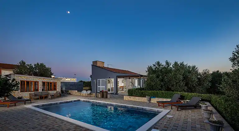Villa i Polača