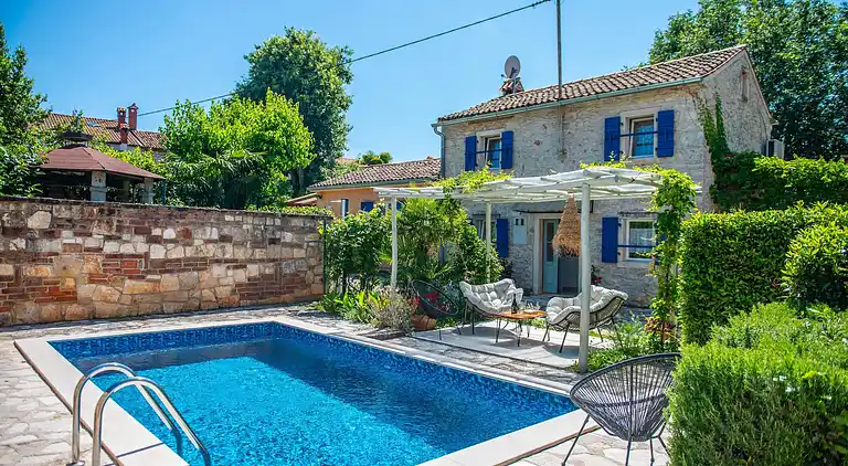 Semesterbostad i Juricani