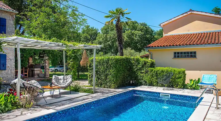 Semesterbostad i Juricani