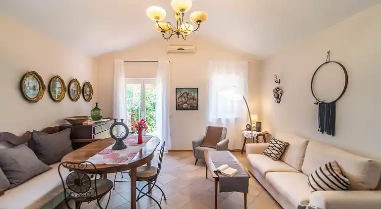 Semesterbostad i Juricani