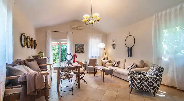 Semesterbostad i Juricani