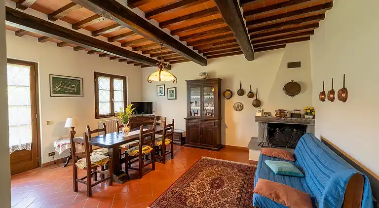 Farm house in Cortoreggio